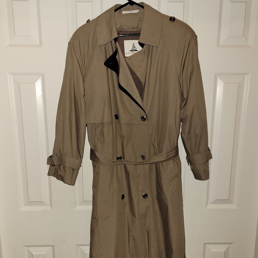 Misty Harbor tan belted trench coat - traditional styling